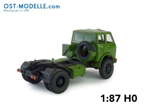 MAZ 504W(5429) Sattelzugmaschine grün